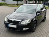 Skoda Octavia 2.0 TDI 4x4 Laurin & Klement Combi L... - Skoda Octavia: Laurin Klement
