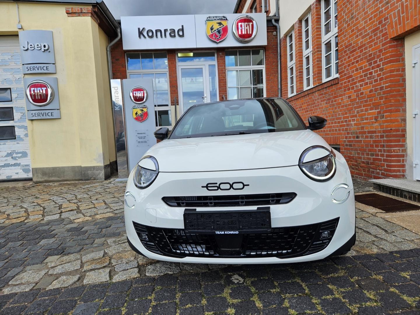 Fiat 600 1.2T Street - Klima - Apple Carplay /Android