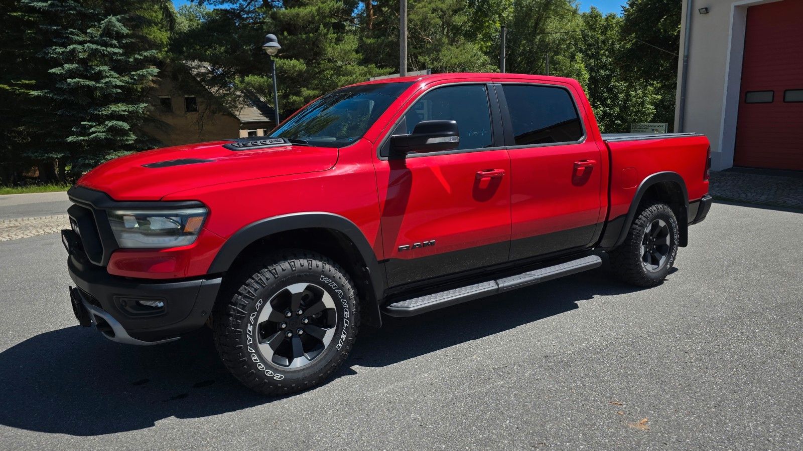 Dodge RAM - 1