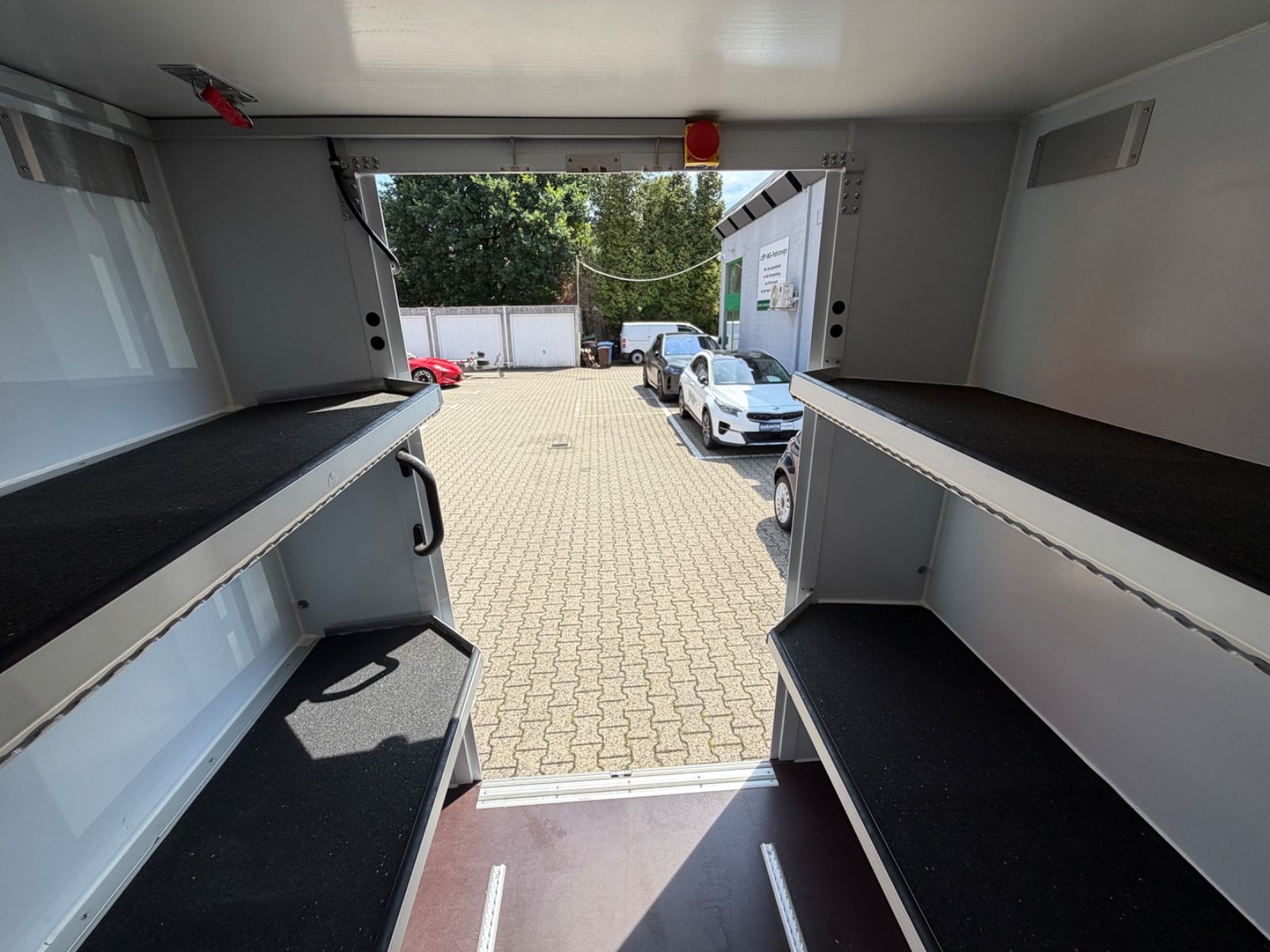 Fahrzeugabbildung Maxus eDeliver3 Lieferwagen DHL/POST ETC KAMERA