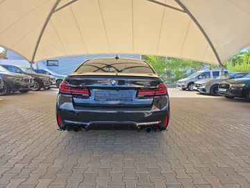 BMW M5 - 4