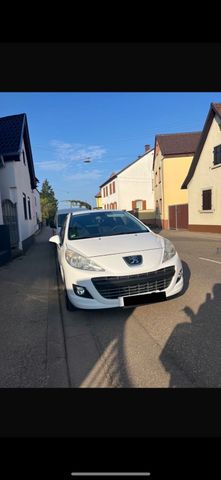 Peugeot 207 Sportsitze 120PS