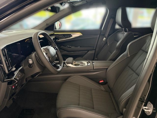 Fahrzeugabbildung Renault Espace VI Iconic E-Tech Hybrid 5-Sitzer+Vollauss