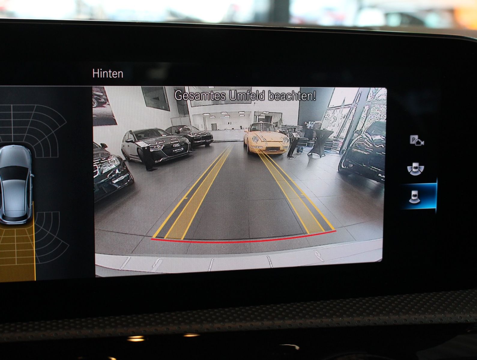 Fahrzeugabbildung Mercedes-Benz A 200 d Progressive Carbon+Wdescreen+Navi+Kamera