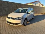 Volkswagen Sharan 2.0 TDI DSG I ACC I AHK I Navi I SZHG - Volkswagen Sharan in Braunschweig