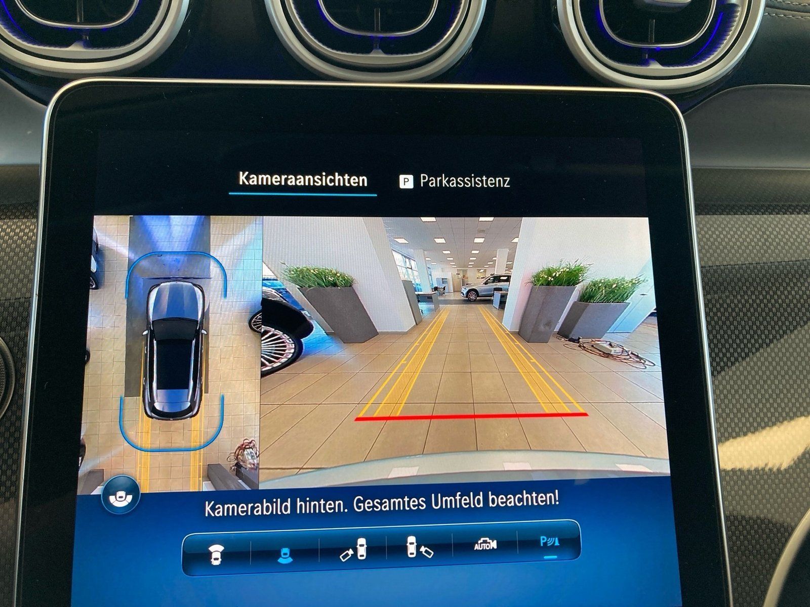 Fahrzeugabbildung Mercedes-Benz GLC 200 4M AMG Plus*Pano*Burme*HUD*360°*DIGITAL*