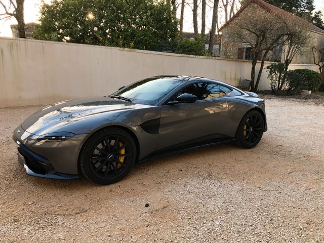 Aston Martin V8 Vantage Coupe*1st Hand*360 Cam*B&O*Ventilated