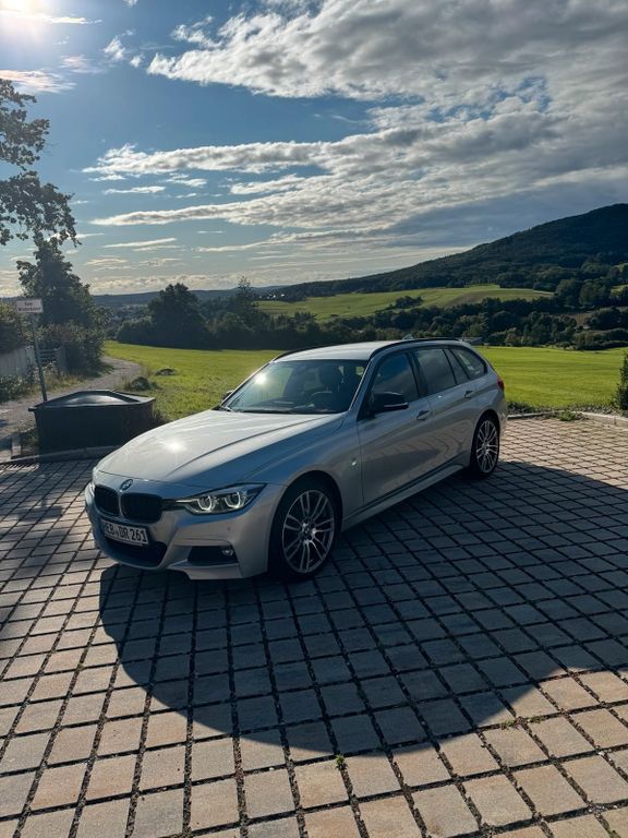 Image of BMW 320