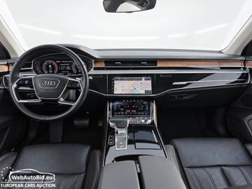 Audi A8 - 7