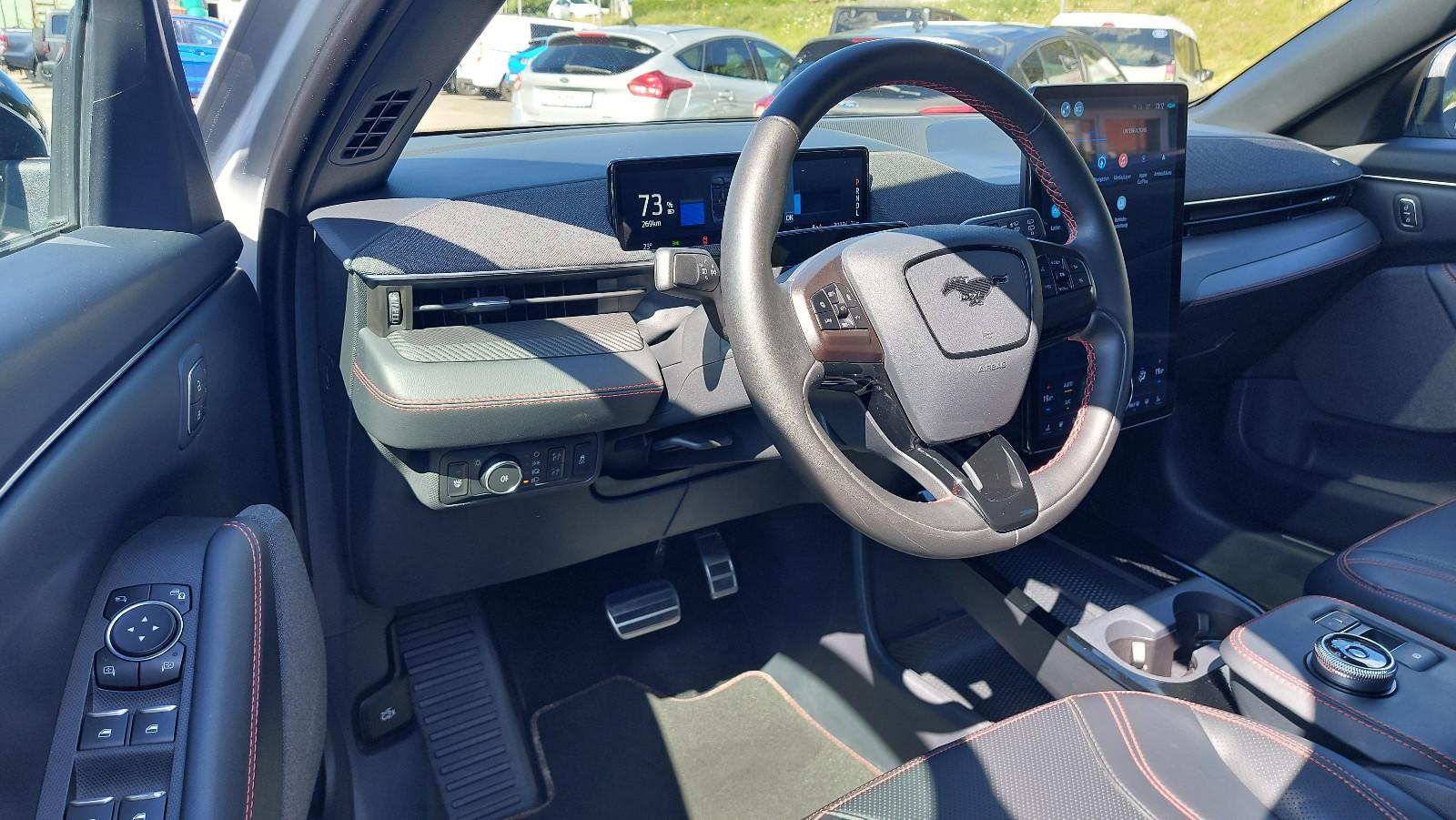 Ford Mustang Mach-E Premium AWD Panoramadach
