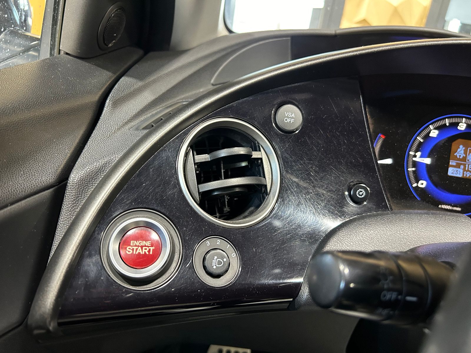 Fahrzeugabbildung Honda Civic Lim. 3-trg. 2.2 i-CTDi Type S/KLIMA/NAVI/