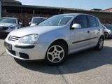 Volkswagen Golf V Lim. / 5 Trg. - Volkswagen Golf aus 2005: Golf5