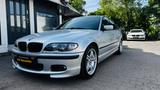 BMW 320i M-Sportpaket*scheckheftgepflegt*unfallfrei - BMW 320 mit Benzin-Antrieb: Limousine, 320i M Sportpaket