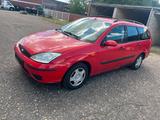 Ford Focus Automatik neue TÜV - Ford Focus aus 2002: Kombi