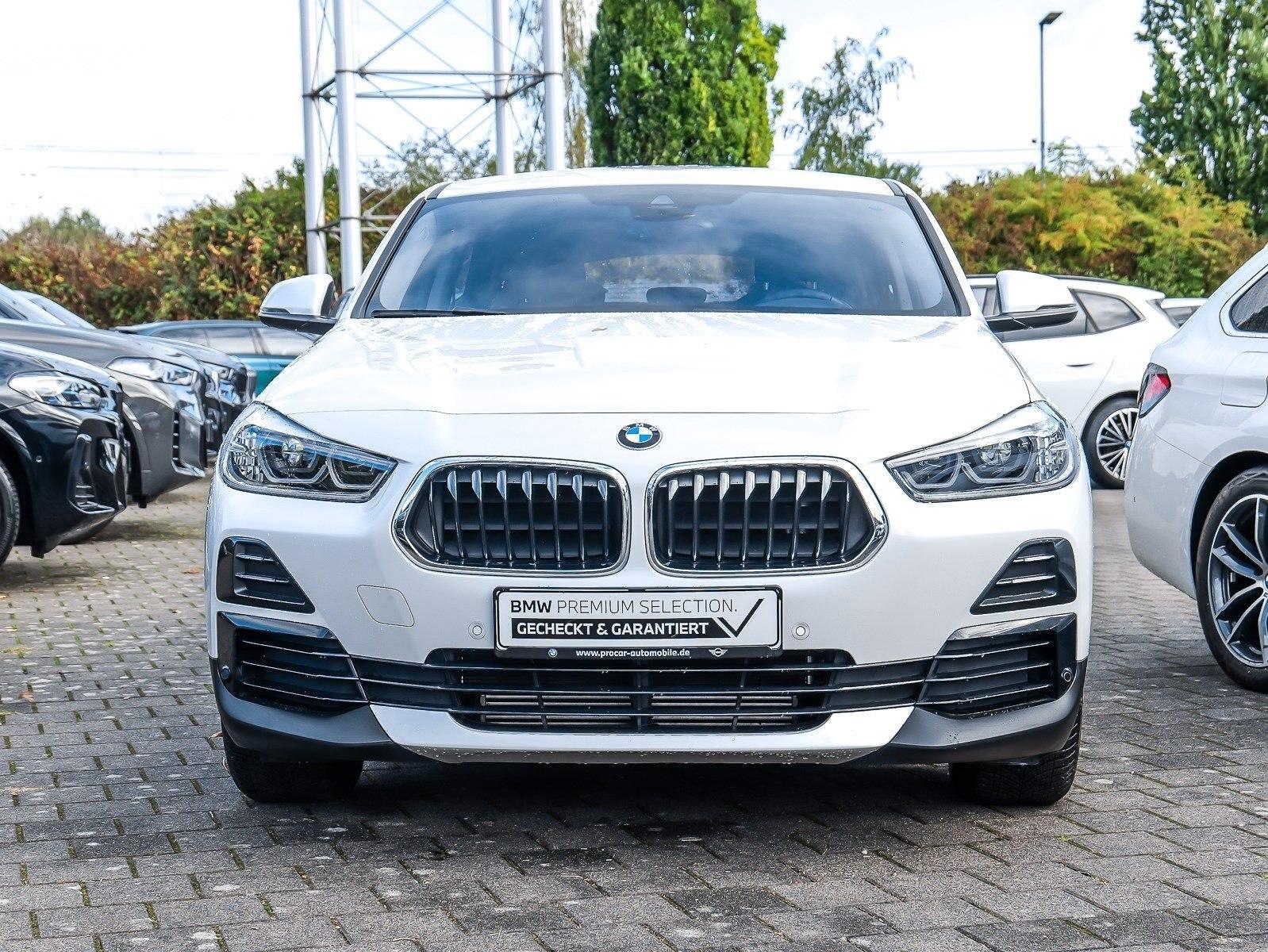 BMW X2 xDrive25e A RFK NAVI LED Sound Syst. PDC V+H