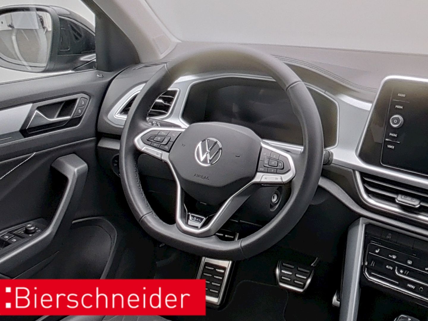 Volkswagen T-Roc - Bild 13