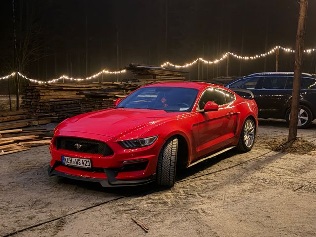 Ford Mustang GT, mit Garantie, Handschalter