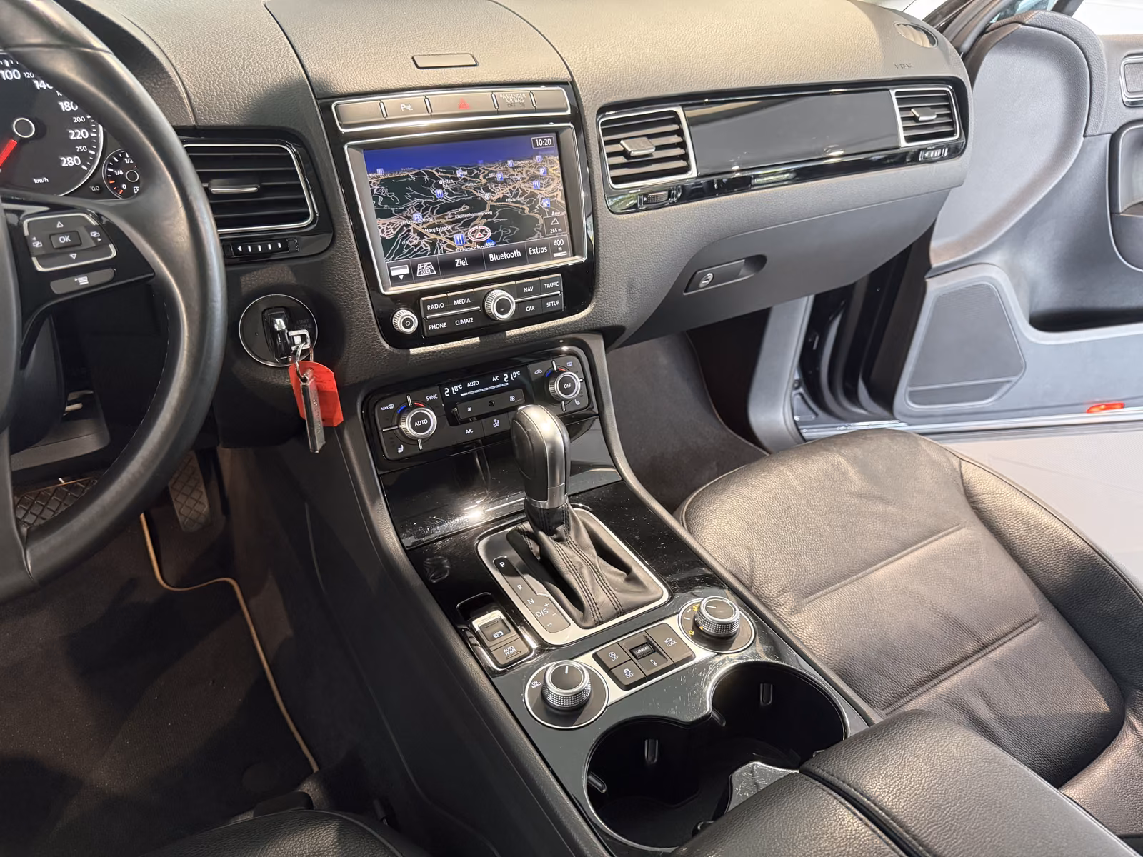Volkswagen Touareg V6 TDI Terrain Tech 4Motion *Luft-AHK*
