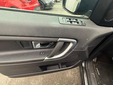 Land-Rover Discovery Sport - 12