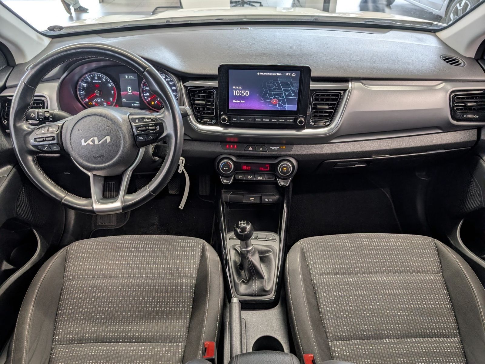 KIA Stonic 1.2 Vision Navi SHZ Kamera Tempomat – Bild 14