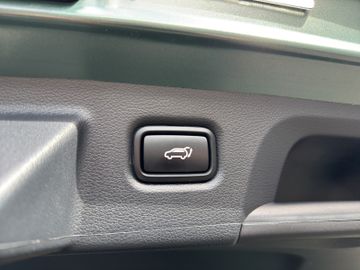 Kia ProCeed 1.6T DCT7 GT Navi Memory Kamera Glasdach