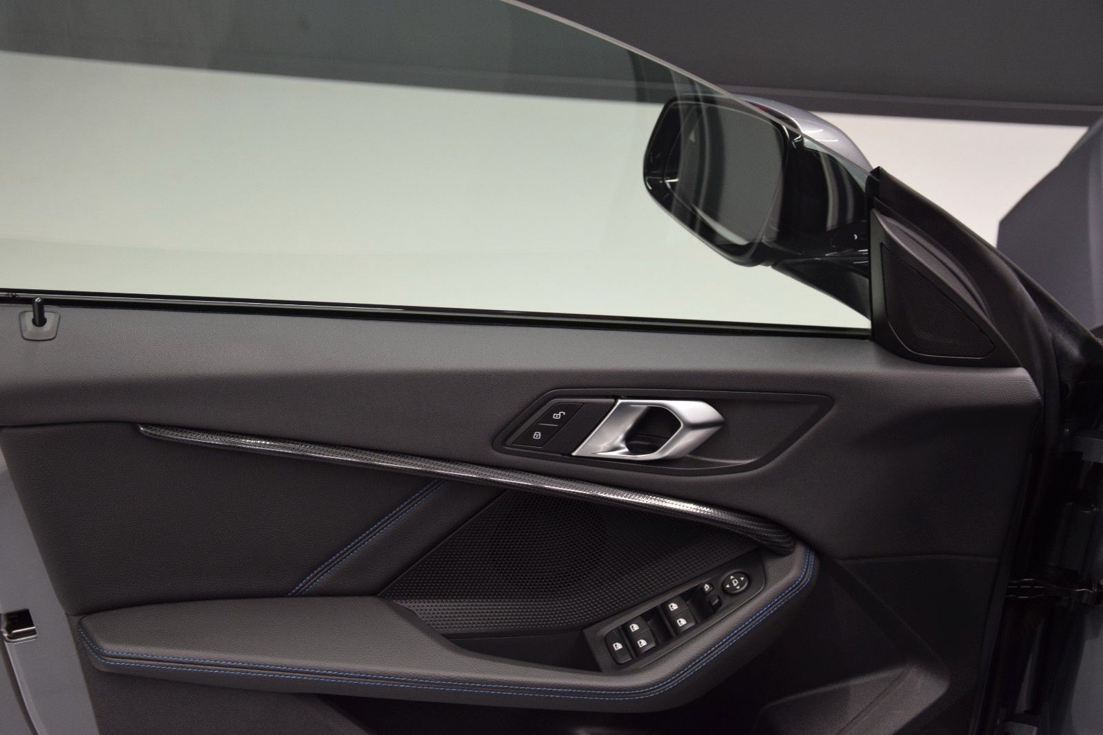 Fahrzeugabbildung BMW 218 i M Sport Gran Coupé HuD Pano Schale ACC