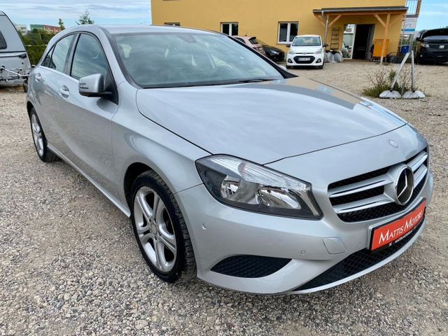 Mercedes-Benz A 200 Urban KLIMA SHZ KAMERA PDC AHK ALLWETTER