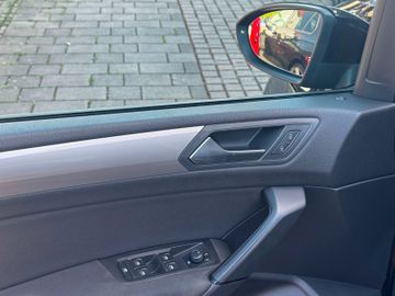 Volkswagen Touran - 5