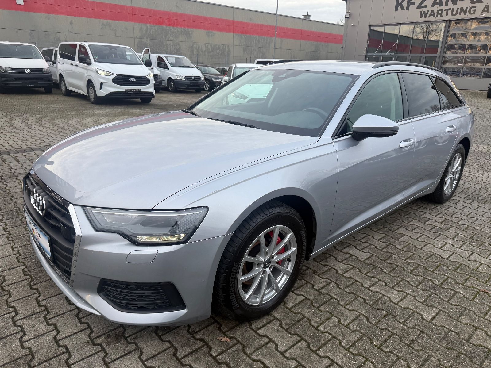 Audi A6 - 1