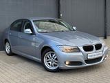 BMW 318i Facelift 143PS Automatik 76TKM Rentnerhand - BMW 318 aus 2010: 318i