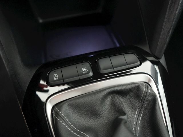 Corsa F FACELIFT+SITZHEIZUNG+LENKRADHEIZUNG+PARK