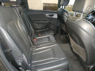Audi Q7 - 8