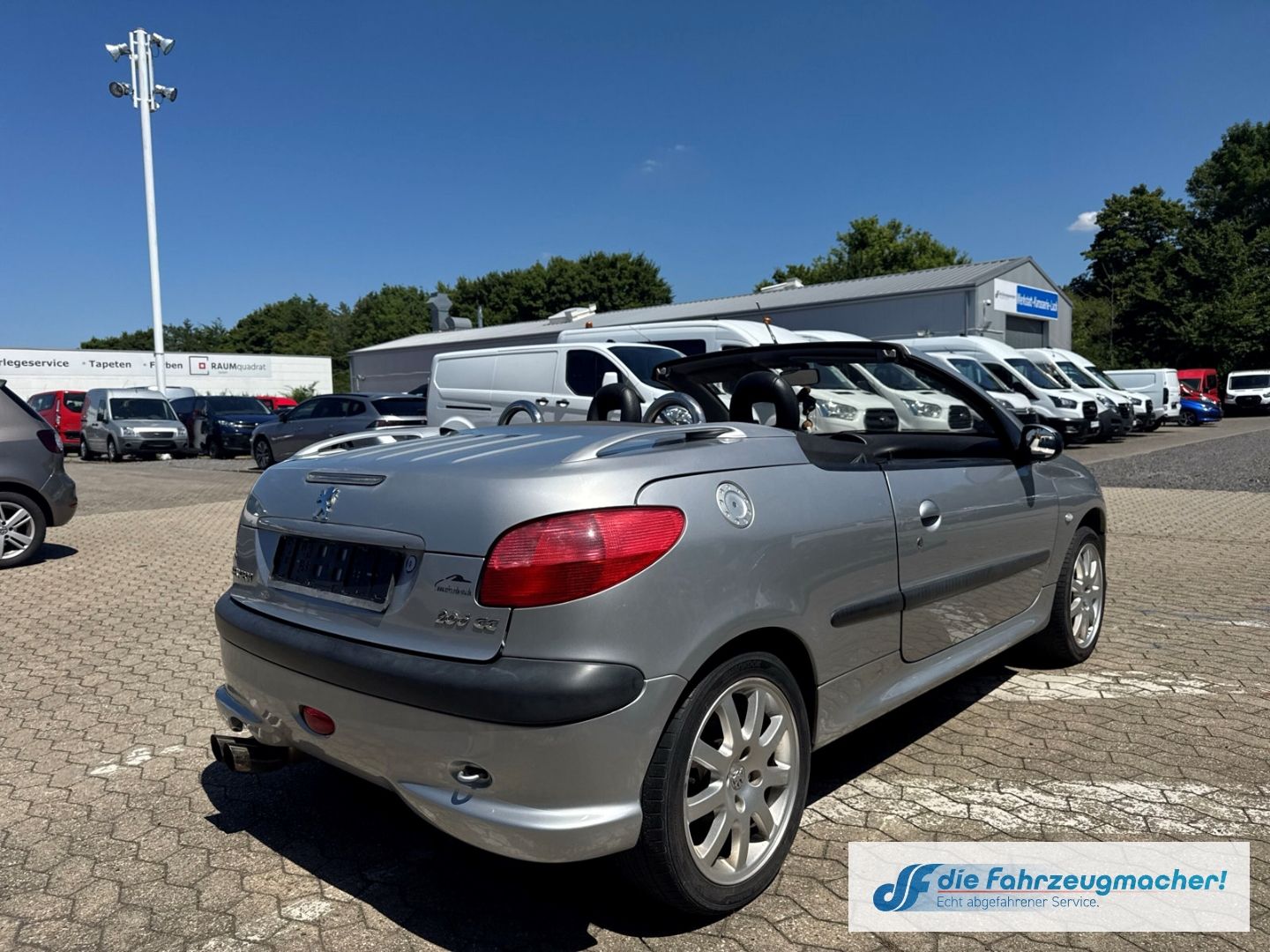 Fahrzeugabbildung Peugeot 206 Cabriolet CC Platinum 2.0 16V Händler Auto