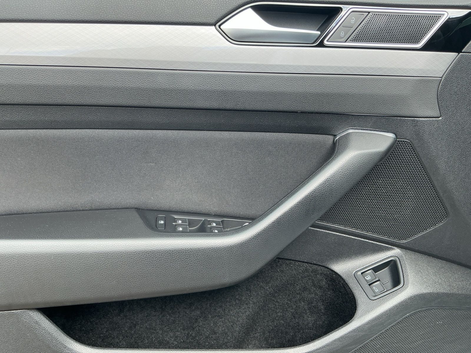 Volkswagen Passat Variant - Bild 15