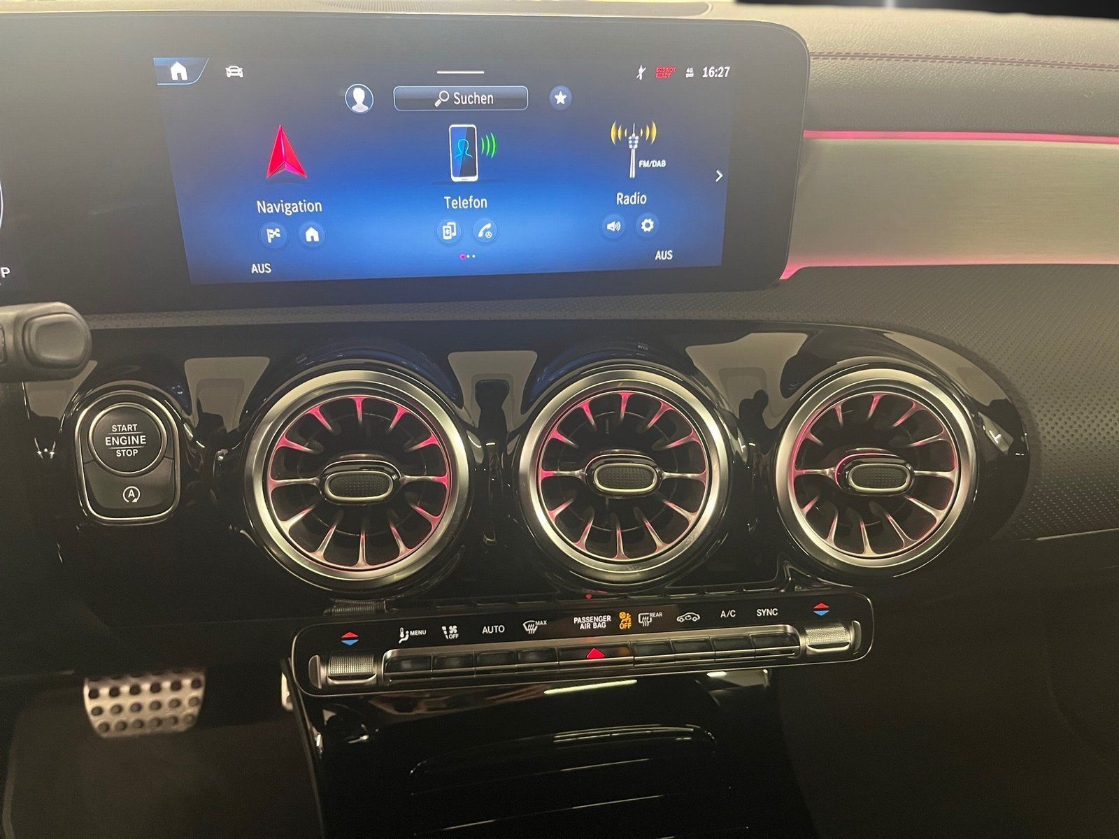 Fahrzeugabbildung Mercedes-Benz CLA 35 AMG 4M +*Pano*HUD*MuBeam*Distro*AHK*360°*