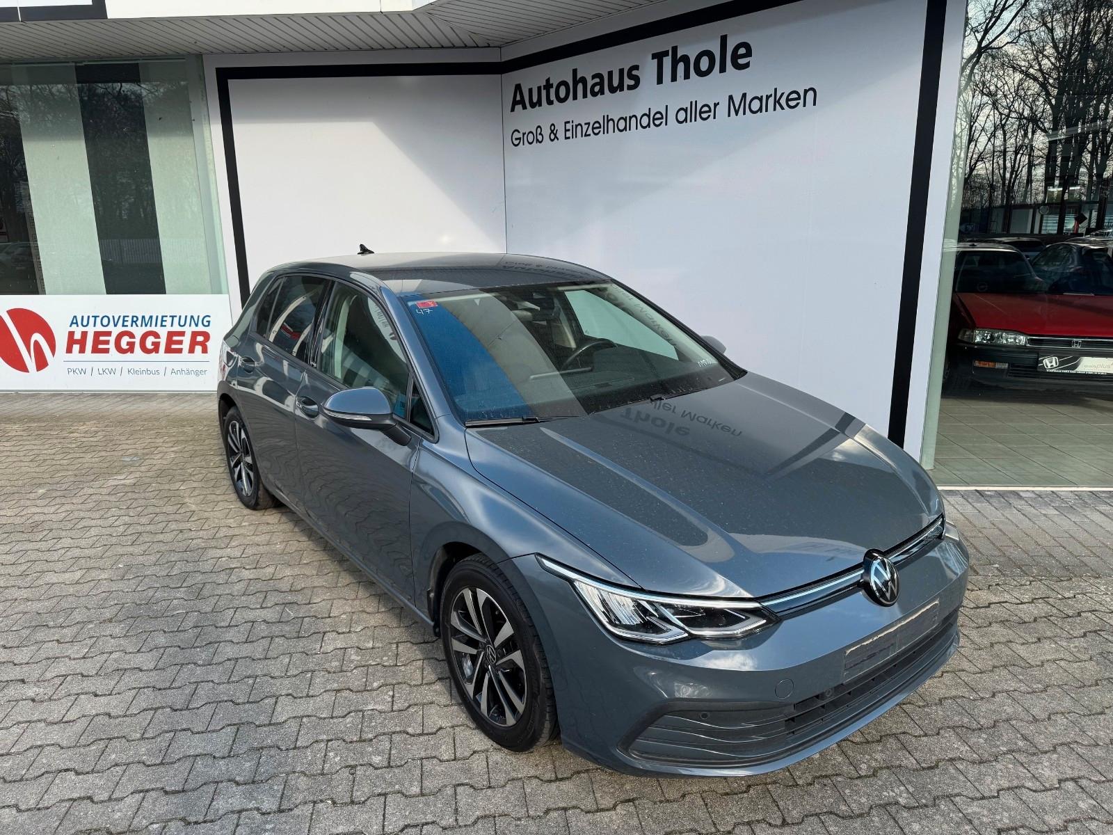 Volkswagen Golf VIII Lim. Active *ACC+AHK+NAVI*