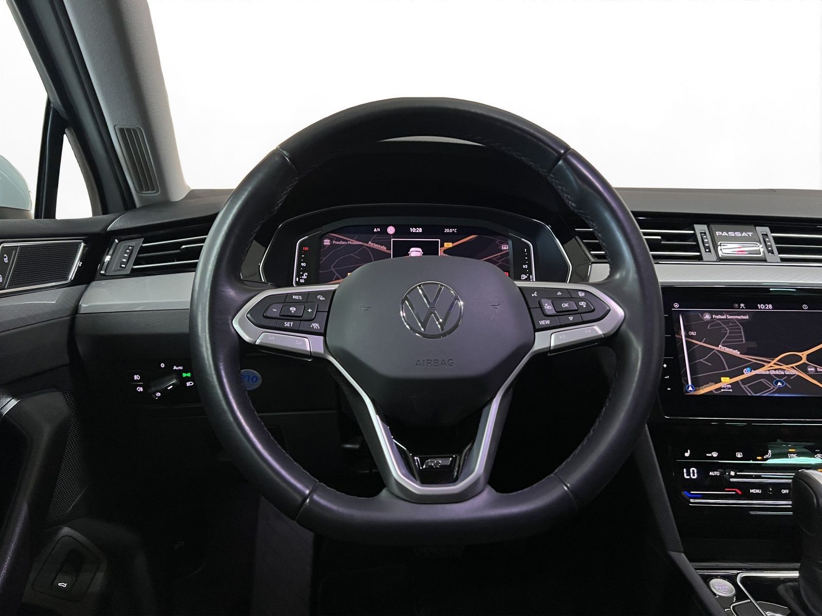 Volkswagen Passat Variant - Bild 19