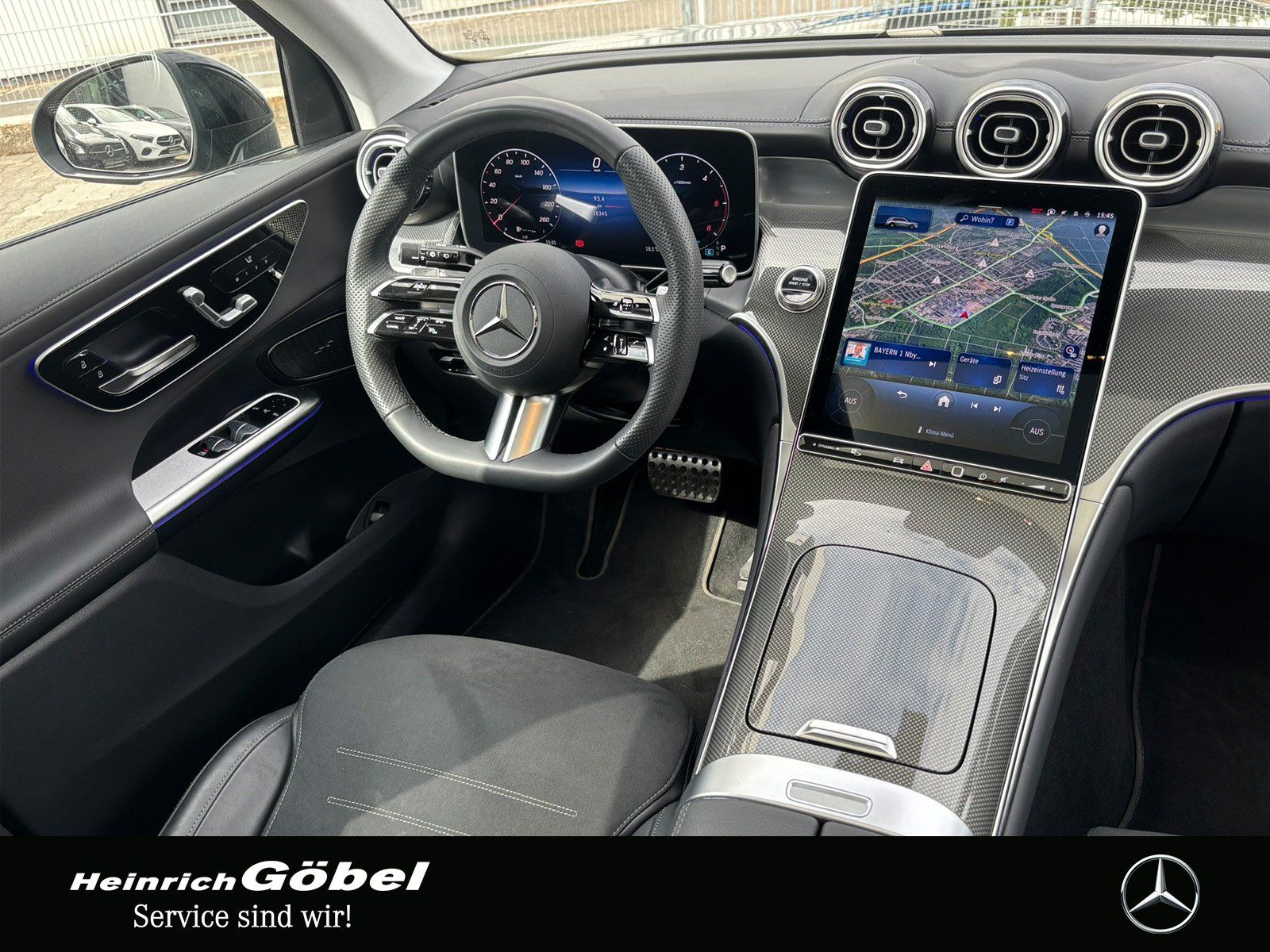 Fahrzeugabbildung Mercedes-Benz GLC 220 d 4M AMG*PANO*AHK*360°*MEMORY*TOTWINKEL*