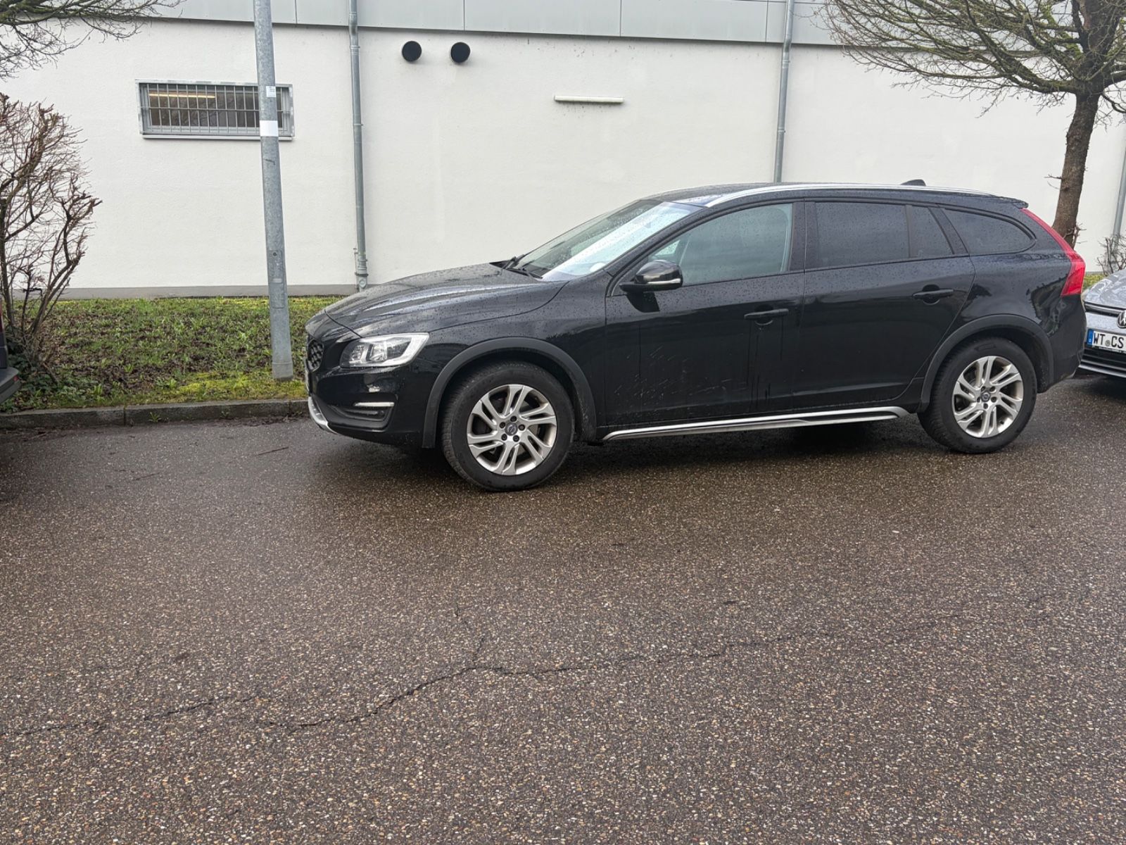 VOLVO V60 CC