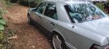 Mercedes-Benz 320 - silberne Mercedes-Benz 320