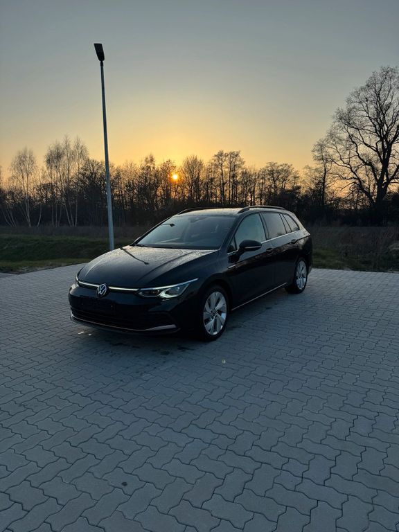 Image of Volkswagen Golf