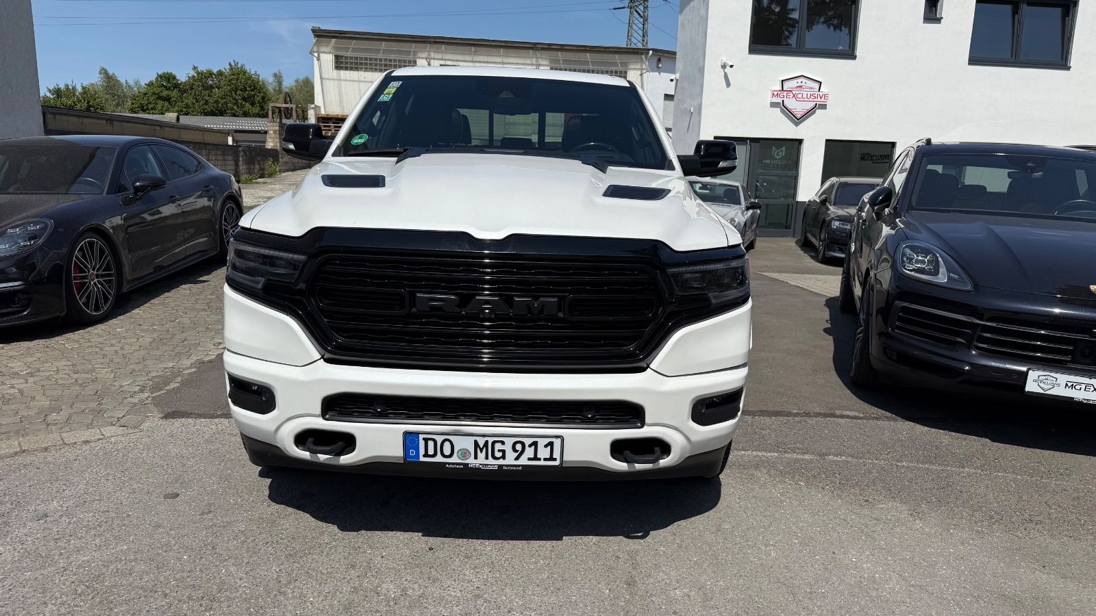 Fahrzeugabbildung Dodge RAM Limited Night Edition RAM BOX