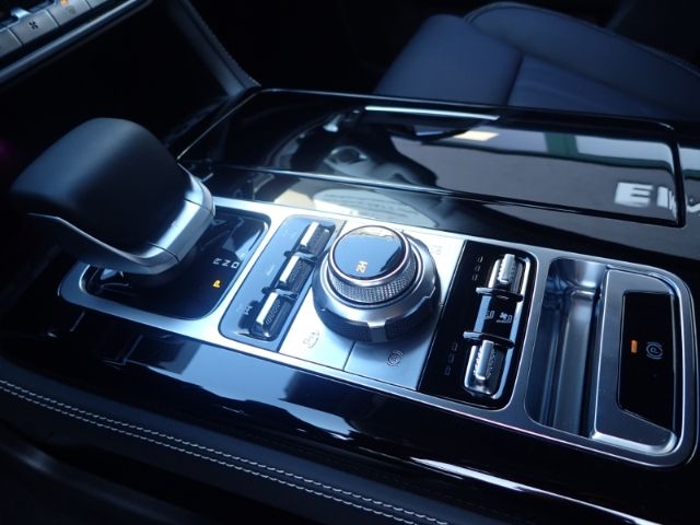 Fahrzeugabbildung BAIC BJ60 2.0 4x4 Hybrid AHK 3 Tonnen / CarPlay/HUD/S