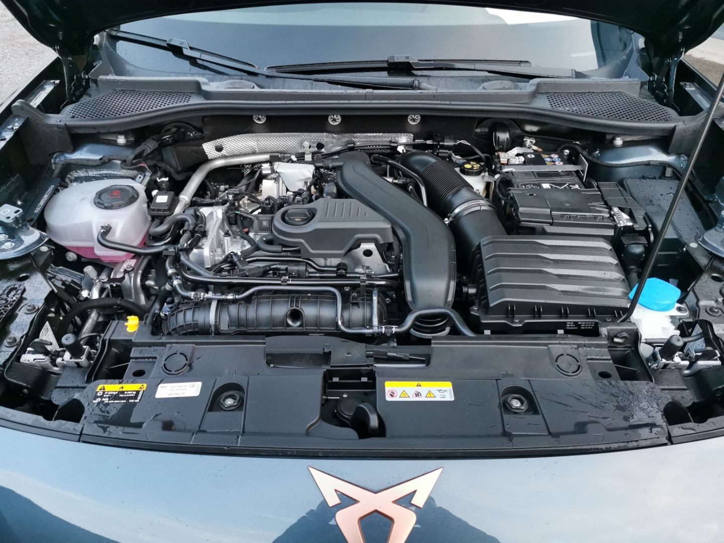 Fahrzeugabbildung CUPRA Formentor Navi digi. Cockpit LED El. Heckklappe