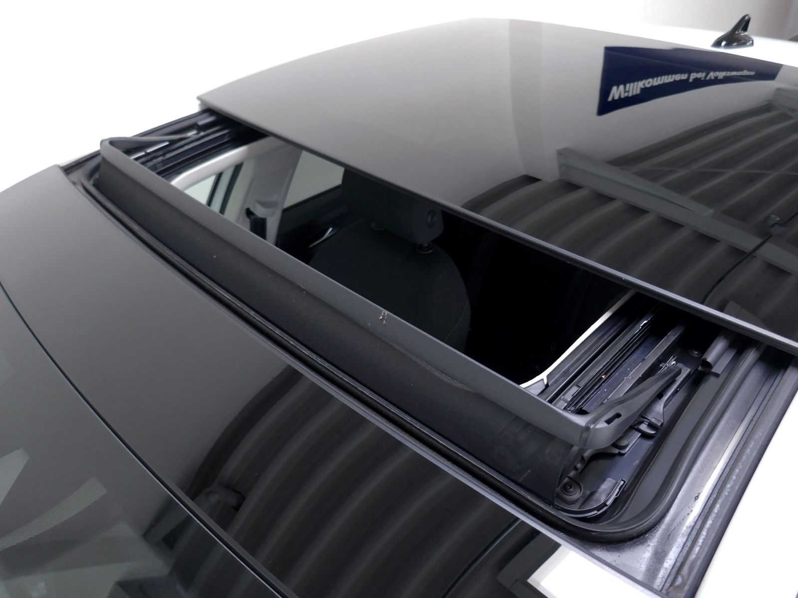 Fahrzeugabbildung Volkswagen Golf VIII Active 2.0 TDI DSG | LED AHK RFK ACC