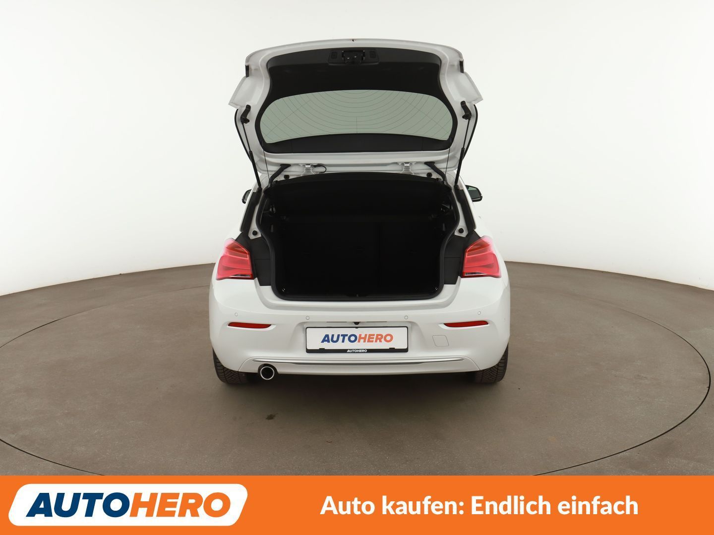 BMW 118i Metropolitan Aut.*NAVI*PDC*LED*TEMPO*SHZ* foto 17