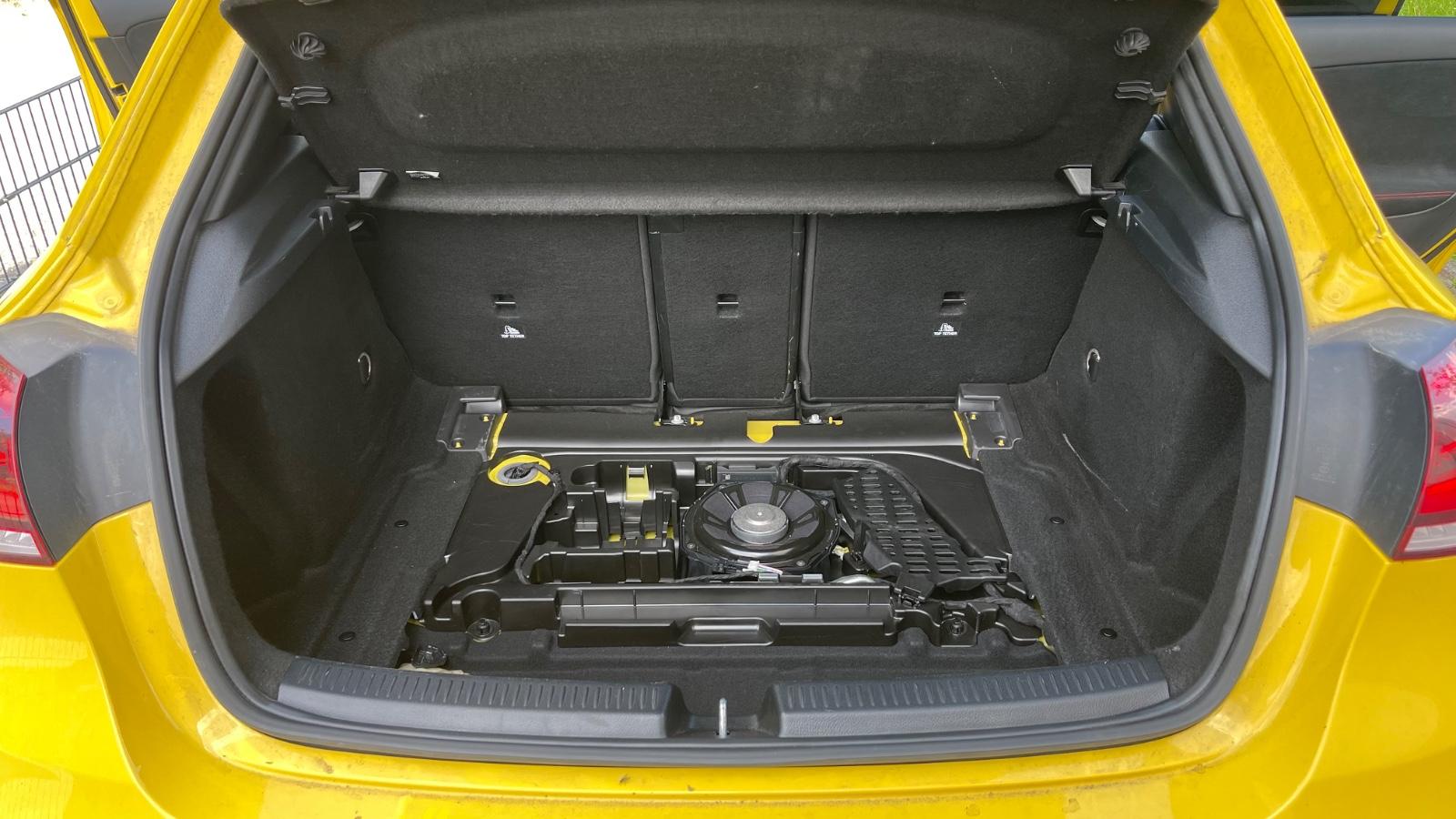 Mercedes-Benz A 250 DCT -