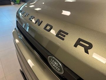 Land-Rover Defender - 5
