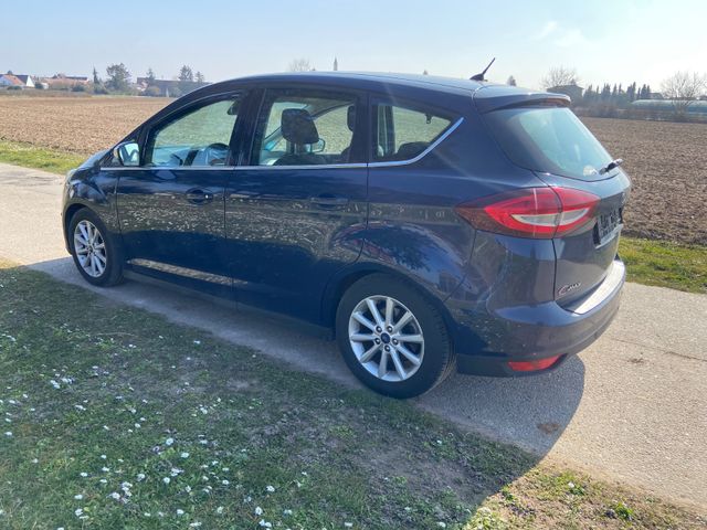 Ford C-Max 2,0TDCi 110 kw PowerShift Titanium