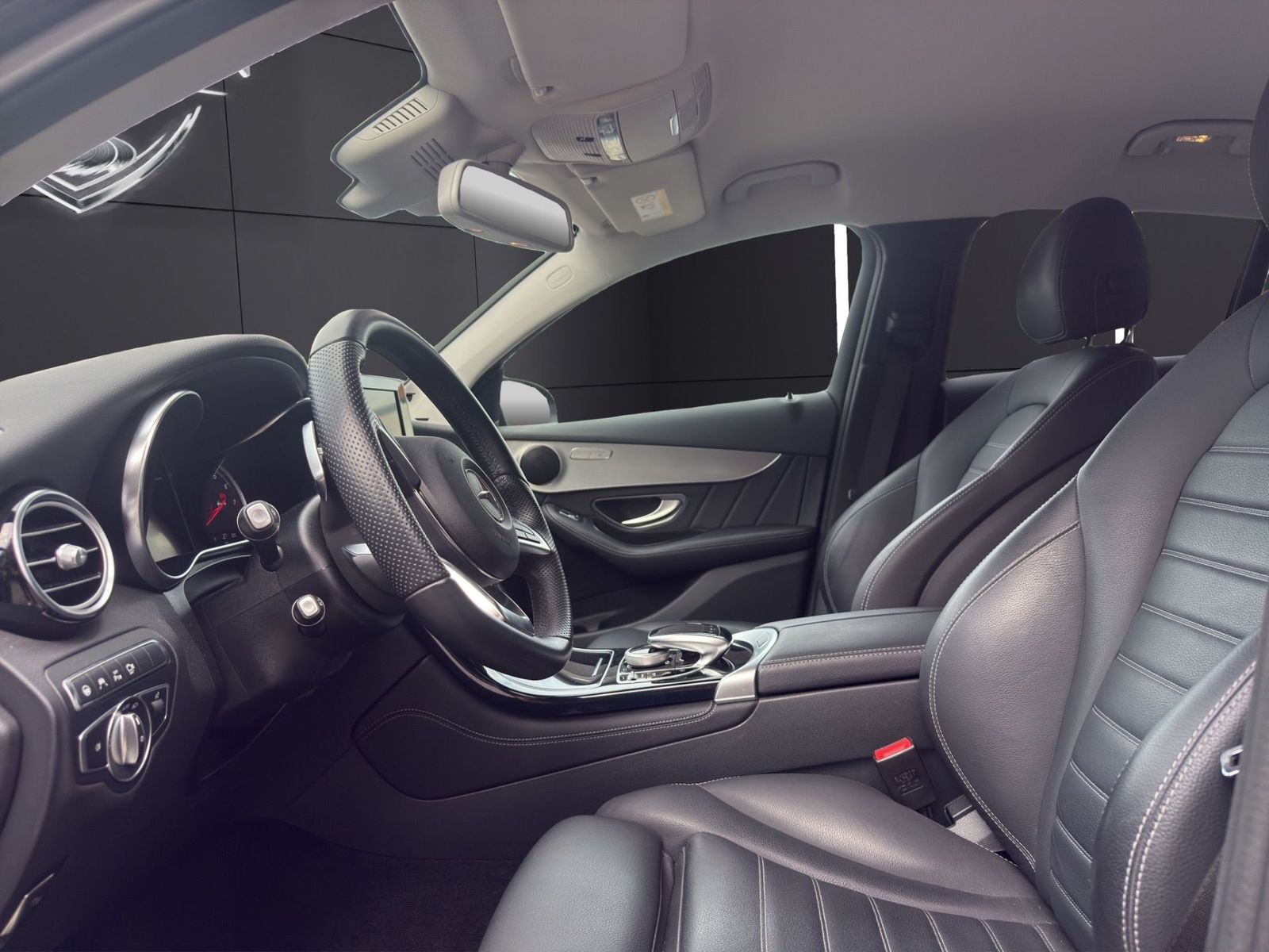 Mercedes-Benz GLC 300 4Matic AMG-Line 12 Monate foto 8